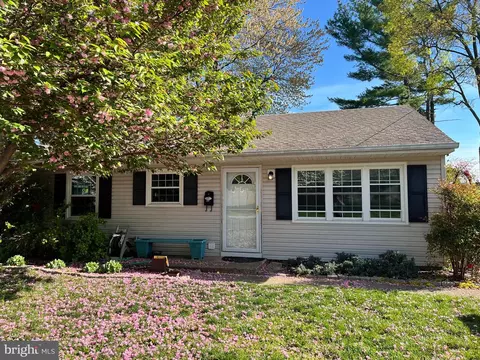 505 Pearl St, Frederick, MD 21701