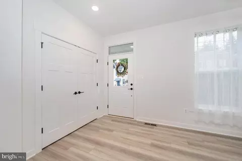 Entry Way - 362 A Madison St, Frederick, MD 21701 photo 1 of 18