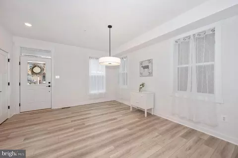 Entry Way - 362 A Madison St, Frederick, MD 21701 photo 2 of 18