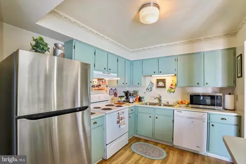 406 Terry Ct #B4, Frederick, MD 21701 photo 11