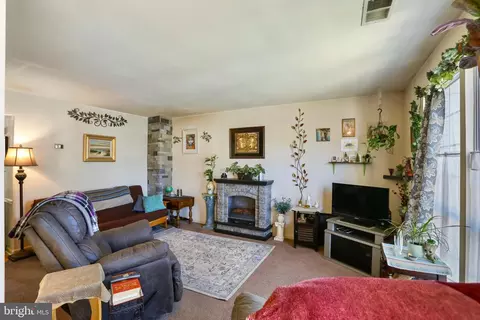 406 Terry Ct #B4, Frederick, MD 21701 photo 6