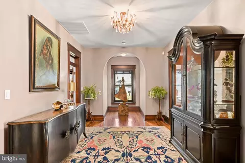 Entry Way - 312 E Main St, Middletown, MD 21769 photo 11 of 22