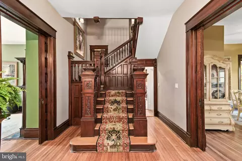 Entry Way - 312 E Main St, Middletown, MD 21769 photo 5 of 22