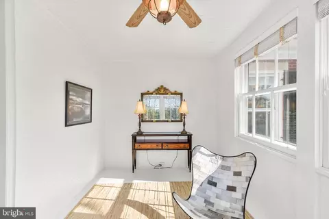 Living - 312 E Main St, Middletown, MD 21769 photo 7 of 10