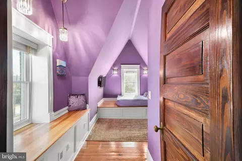 Bath - 312 E Main St, Middletown, MD 21769 photo 4 of 20