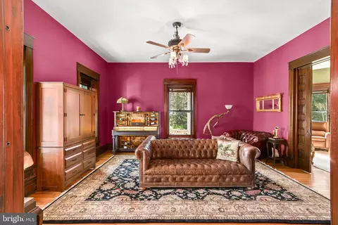 Living - 312 E Main St, Middletown, MD 21769 photo 2 of 10