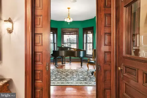 Entry Way - 312 E Main St, Middletown, MD 21769 photo 8 of 22