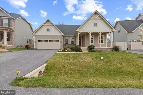 6847 Woodridge Rd, New Market, MD 21774