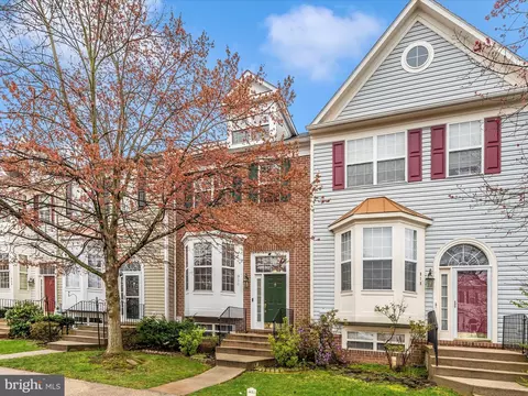 Exterior - 920 Mosby Dr, Frederick, MD 21701 photo 9 of 11