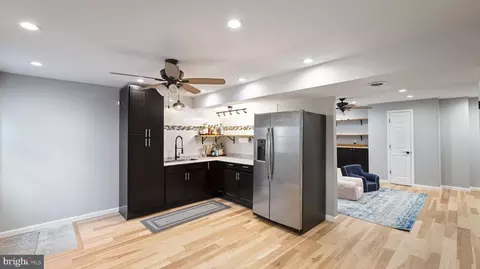 Kitchen - 1940 Timber Grove Rd, Frederick, MD 21702 photo 2 of 4
