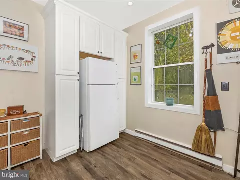 Other - 917 E C St, Brunswick, MD 21716 photo 1 of 8