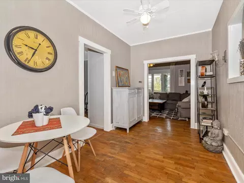 Dining - 917 E C St, Brunswick, MD 21716 photo 2 of 2