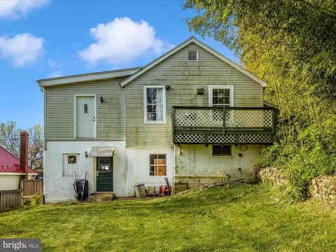 Exterior - 917 E C St, Brunswick, MD 21716 photo 14 of 14