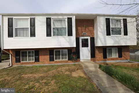 1537 Andover Ln, Frederick, MD 21702 photo 3