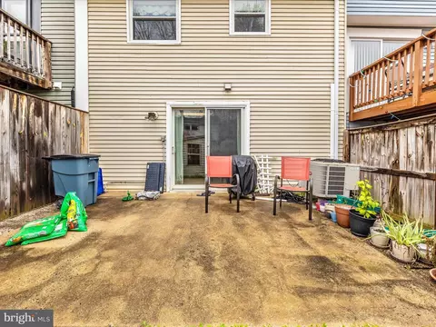Exterior - 1749 Heather Ln, Frederick, MD 21702 photo 4 of 4