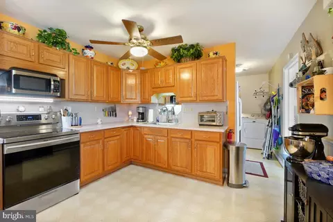 Kitchen - 905 Young Pl, Frederick, MD 21702 photo 1 of 6