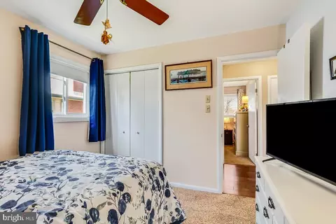 Bedroom - 905 Young Pl, Frederick, MD 21702 photo 3 of 7