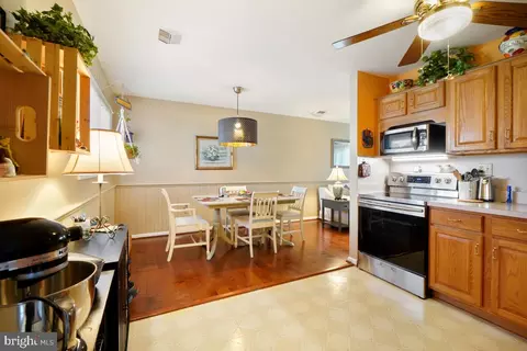 Kitchen - 905 Young Pl, Frederick, MD 21702 photo 3 of 6