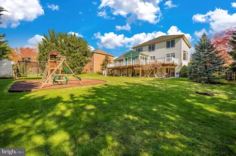 Exterior - 6701 Kings Mill Ct, Frederick, MD 21702 photo 10 of 17
