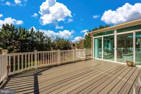 Exterior - 6701 Kings Mill Ct, Frederick, MD 21702 photo 16 of 17