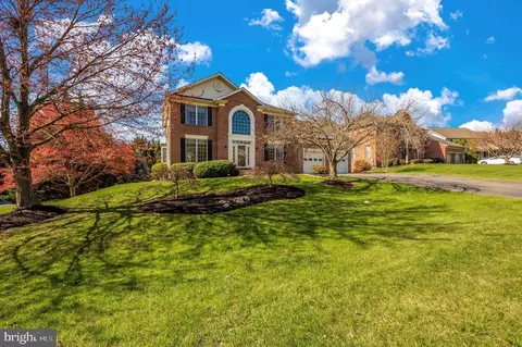 Exterior - 6701 Kings Mill Ct, Frederick, MD 21702 photo 5 of 17