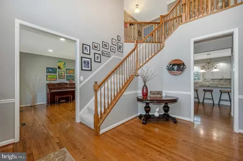 Entry Way - 6701 Kings Mill Ct, Frederick, MD 21702 photo 2 of 4