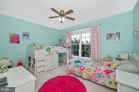 Bedroom - 6701 Kings Mill Ct, Frederick, MD 21702 photo 3 of 5