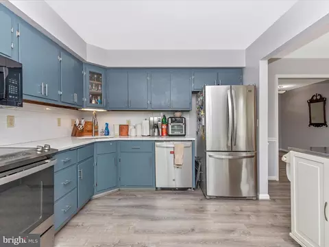 Kitchen - 8019 Stone Ridge Dr, Frederick, MD 21702 photo 3 of 6