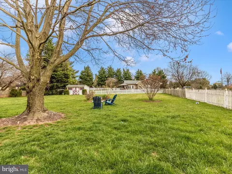 Exterior - 8019 Stone Ridge Dr, Frederick, MD 21702 photo 9 of 17