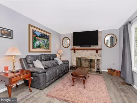 Living - 8019 Stone Ridge Dr, Frederick, MD 21702 photo 2 of 5