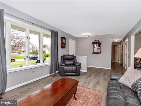 Living - 8019 Stone Ridge Dr, Frederick, MD 21702 photo 4 of 5