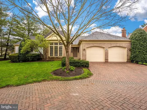 2461 5 Shillings Rd, Frederick, MD 21701