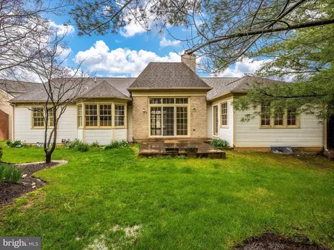 Exterior - 2461 5 Shillings Rd, Frederick, MD 21701 photo 2 of 7