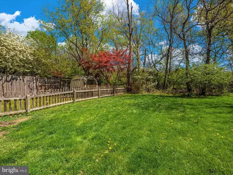 Exterior - 128 E Hammaker St, Thurmont, MD 21788 photo 11 of 15