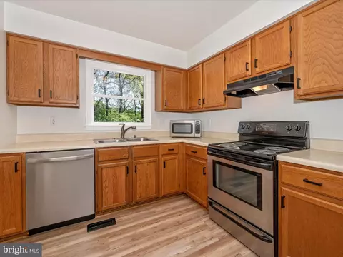 Kitchen - 128 E Hammaker St, Thurmont, MD 21788 photo 4 of 7