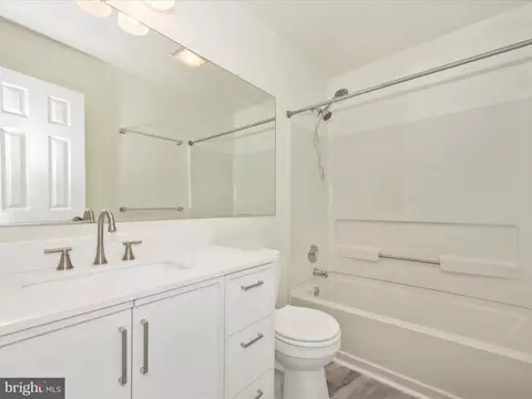 Bath - 128 E Hammaker St, Thurmont, MD 21788 photo 2 of 5