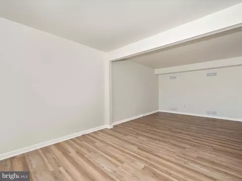 Bedroom - 128 E Hammaker St, Thurmont, MD 21788 photo 1 of 8