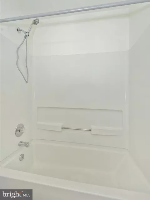 Bath - 128 E Hammaker St, Thurmont, MD 21788 photo 5 of 5
