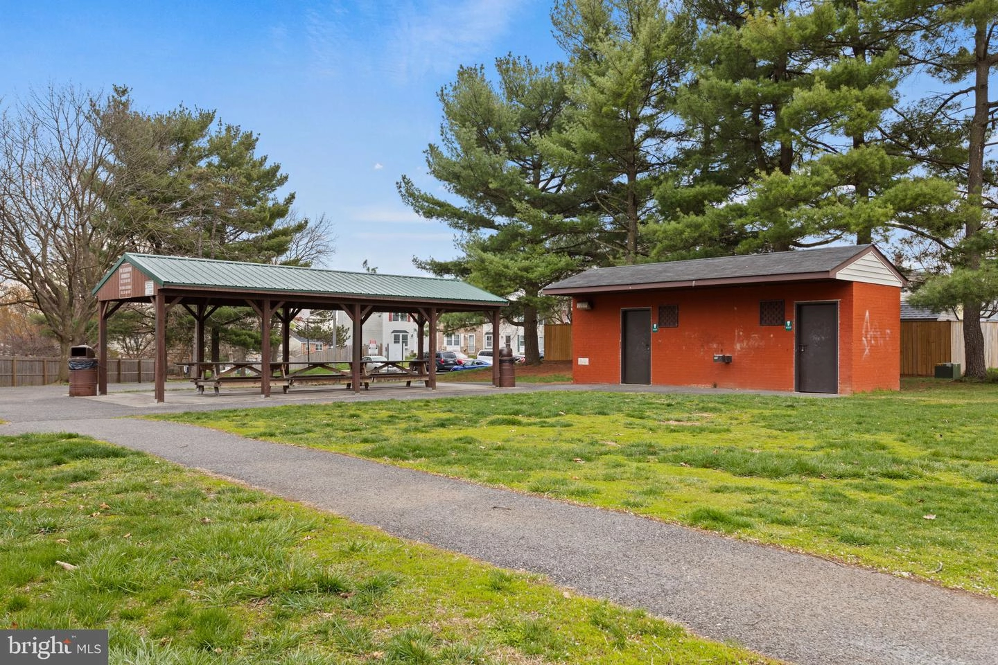 Exterior - 1706 Heather Ln, Frederick, MD 21702 photo 6 of 6