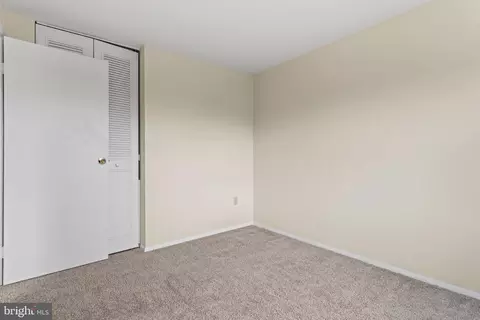 Bedroom - 1706 Heather Ln, Frederick, MD 21702 photo 3 of 5