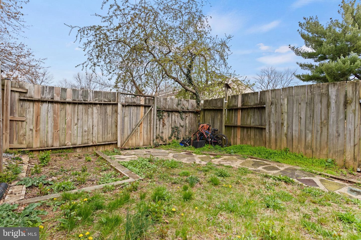 Exterior - 1706 Heather Ln, Frederick, MD 21702 photo 5 of 6