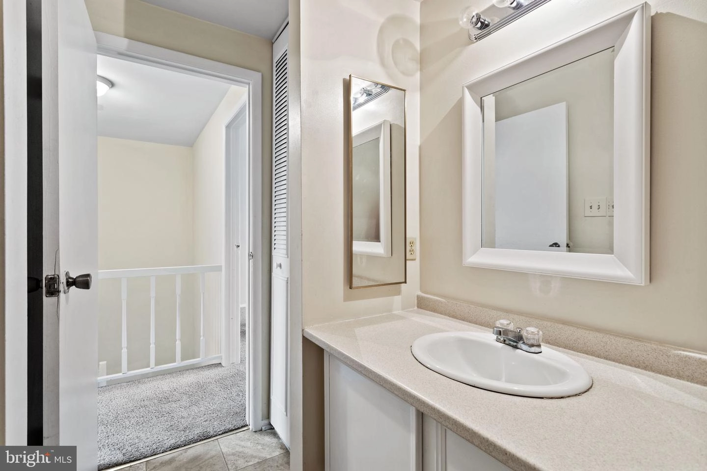 Bath - 1706 Heather Ln, Frederick, MD 21702 photo 6 of 6