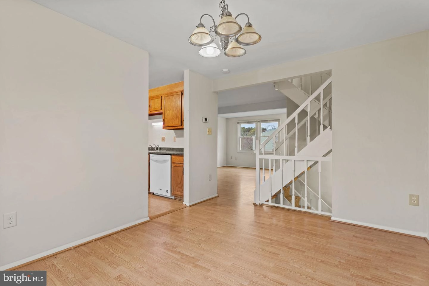 Living - 1706 Heather Ln, Frederick, MD 21702 photo 3 of 4