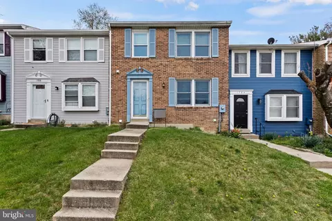 1706 Heather Ln, Frederick, MD 21702