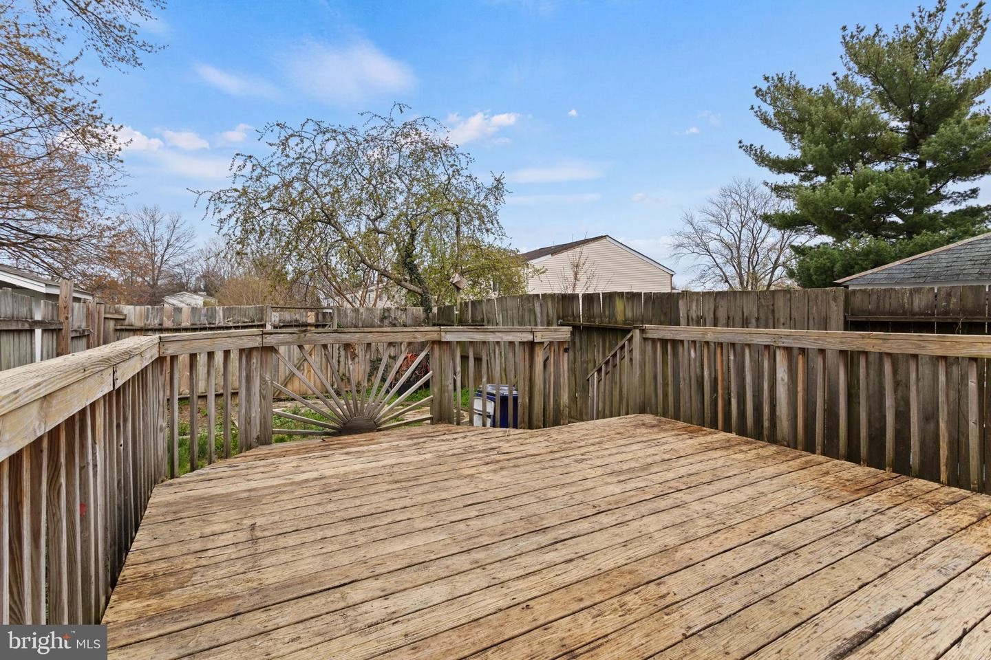 Exterior - 1706 Heather Ln, Frederick, MD 21702 photo 3 of 6