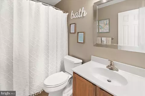 Bath - 4907 Whitney Ter, Frederick, MD 21703 photo 2 of 4