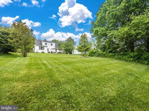 Exterior - 6615 Jefferson Blvd, Frederick, MD 21703 photo 9 of 11