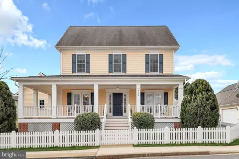 9155 Hinks Ln, Frederick, MD 21704