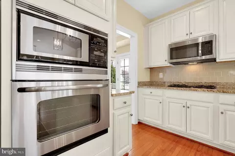 Kitchen - 9155 Hinks Ln, Frederick, MD 21704 photo 2 of 6
