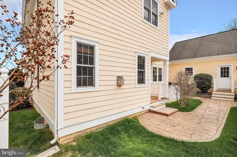 Exterior - 9155 Hinks Ln, Frederick, MD 21704 photo 5 of 17